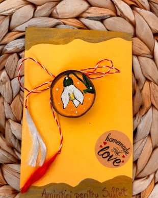 Broșă Mărțișor Pictată Manual pe Lemn Ghiocel / Handmade
