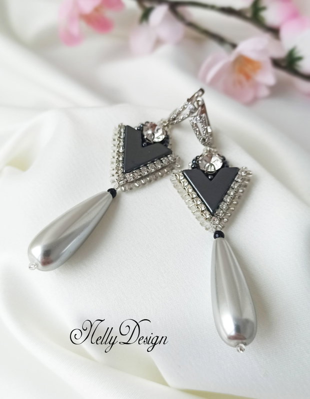 "Silver Elegance" - Cercei cu perle Mallorca si hematit
