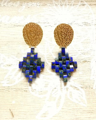 Cercei statement cu margele Tila, albastru lapis lazuli