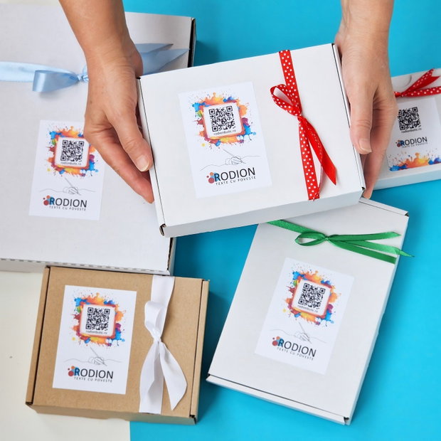 Agenda cu inele pictata manual cu maci, personalizata cu mesaj