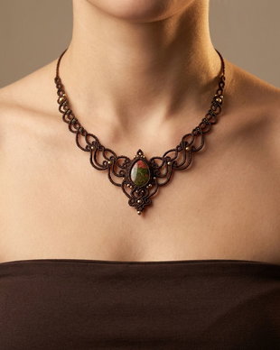 Colier delicat maro princess cu cristal Unakite