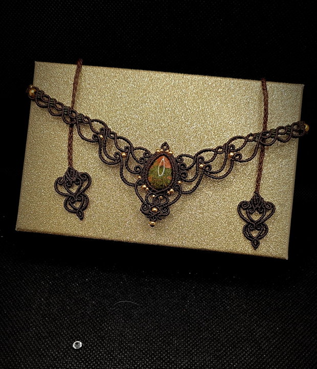 Colier delicat maro princess cu cristal Unakite