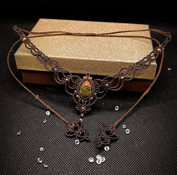 Colier delicat maro princess cu cristal Unakite