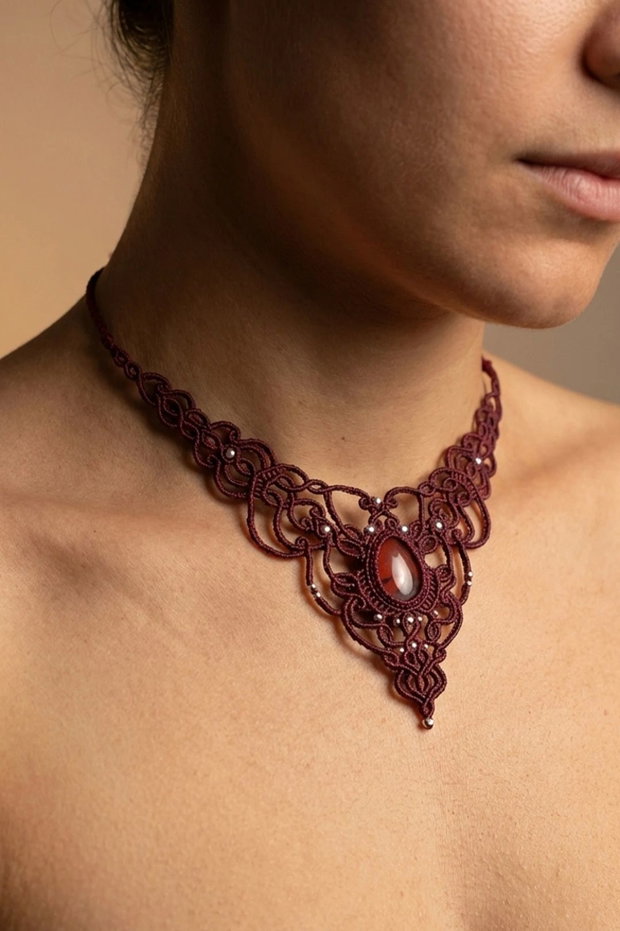 Colier vintage victorian burgundy cuart