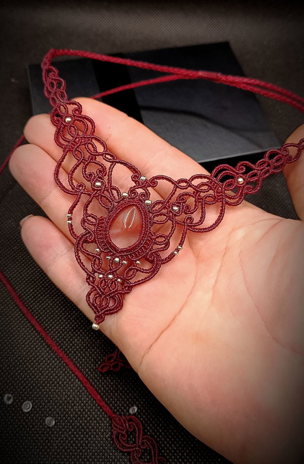 Colier vintage victorian burgundy cuart