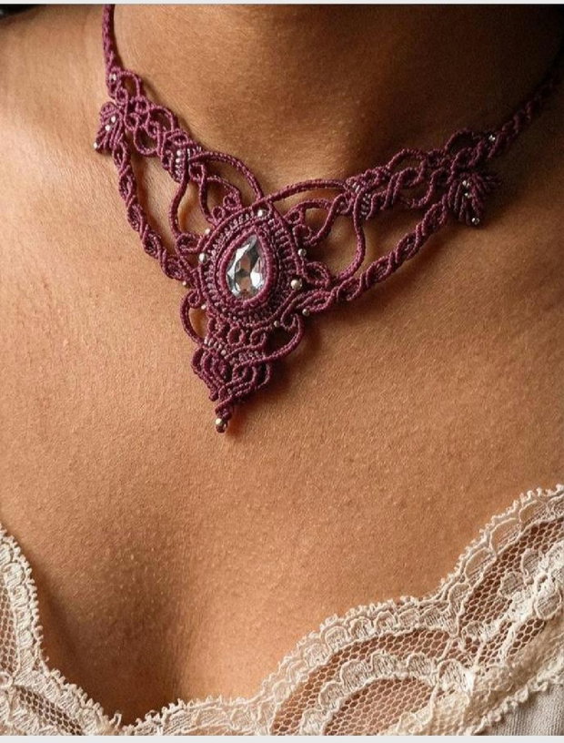 Colier frunze magenta Swarovski micromacrame