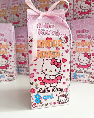 Cutii Hello Kitty personalizate