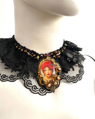 Guler chocker elegant cu accesoriu camee cusuta manual・ Bijuterie unicat・Chocker・Guler・Colier