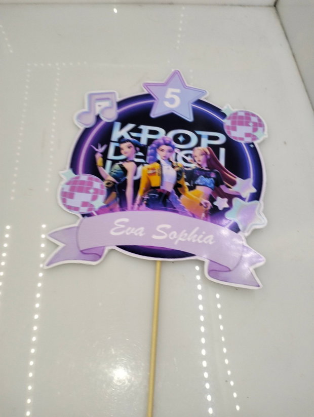 Topper tort kpop