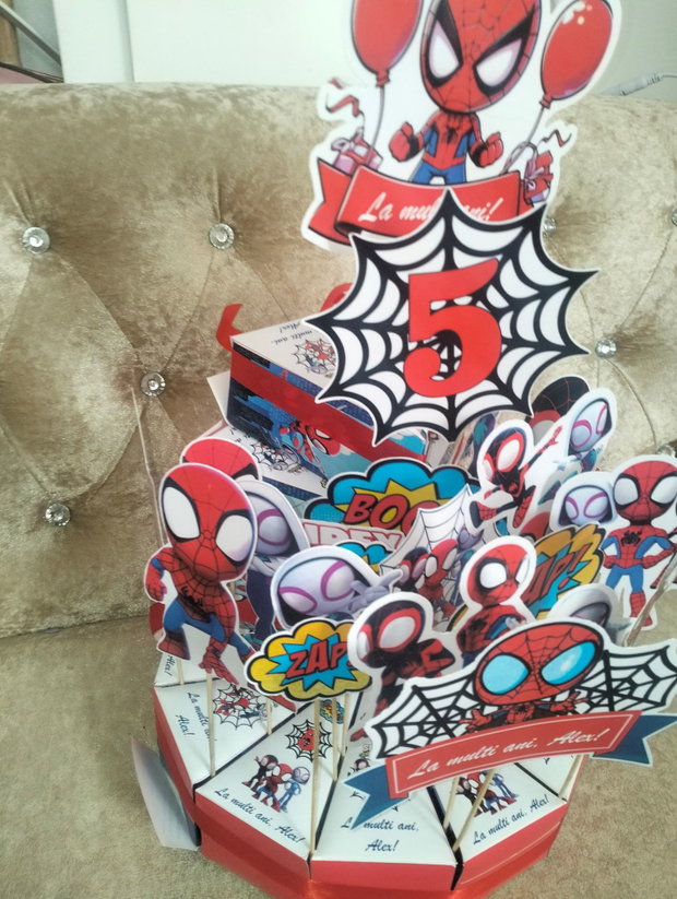Cutie felie de tort Marvel Little spidey