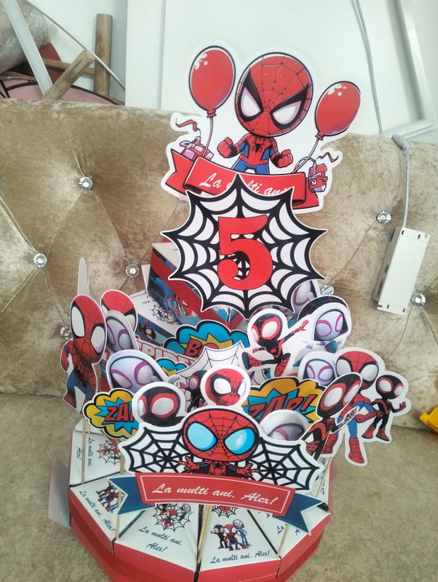 Cutie felie de tort Marvel Little spidey