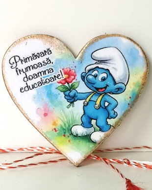 Martisor personalizat pentru educatoare, invatatoare - tema strumf