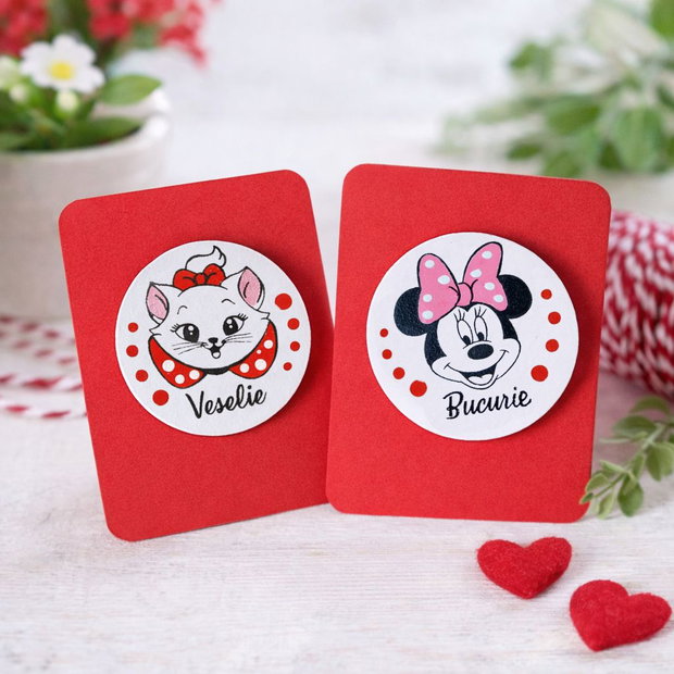 Martisor brosa cu mesaj pictat manual handmade