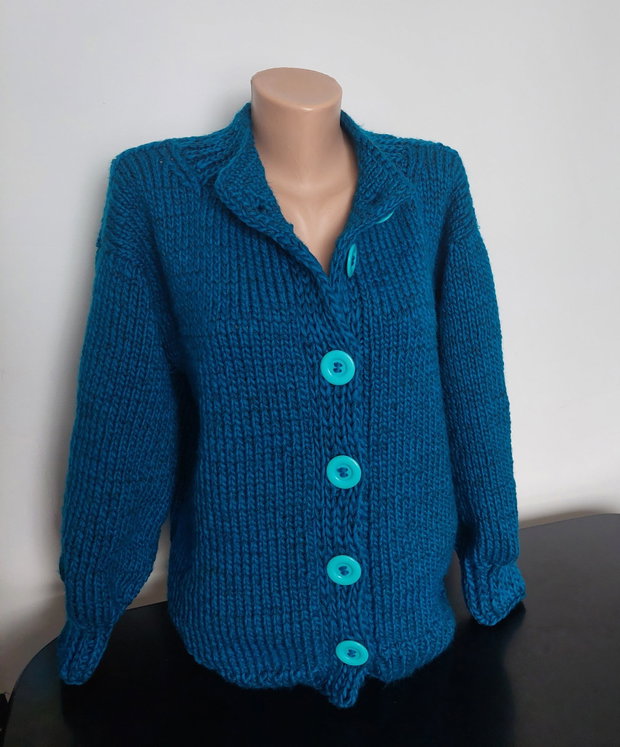 Jacheta Cardigan tricotat manual moale