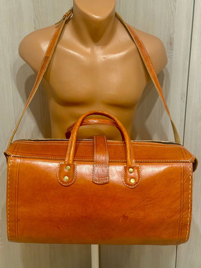 GEANTA ELEGANTA  DE VOIAJ PIELE NATURALA MADE IN ITALY