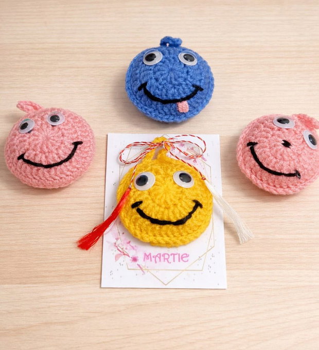Mărțișoare croșetate handmade  inimioare și flori