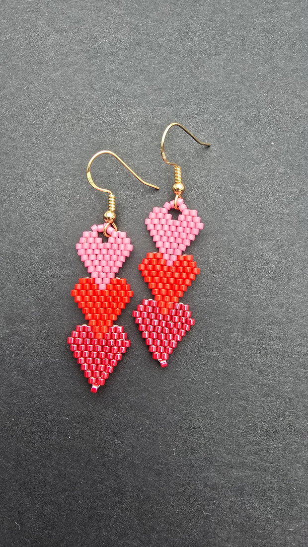 Cercei Inimi din Mărgele Miyuki Delica Roz, Roșu și Roșu Închis