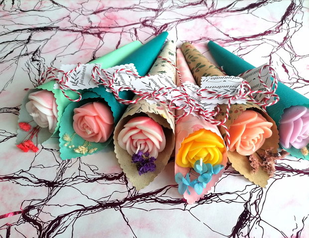 Mărțișoare handmade parfumate trandafiri delicați și unici !