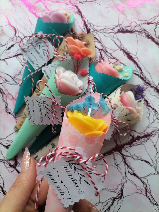 Mărțișoare handmade parfumate trandafiri delicați și unici !