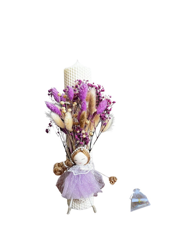 Lumânare de botez din ceară naturală decorată cu flori uscate