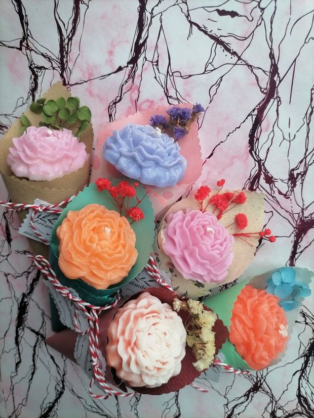 Mărțișoare handmade parfumate trandafiri delicați și unici!