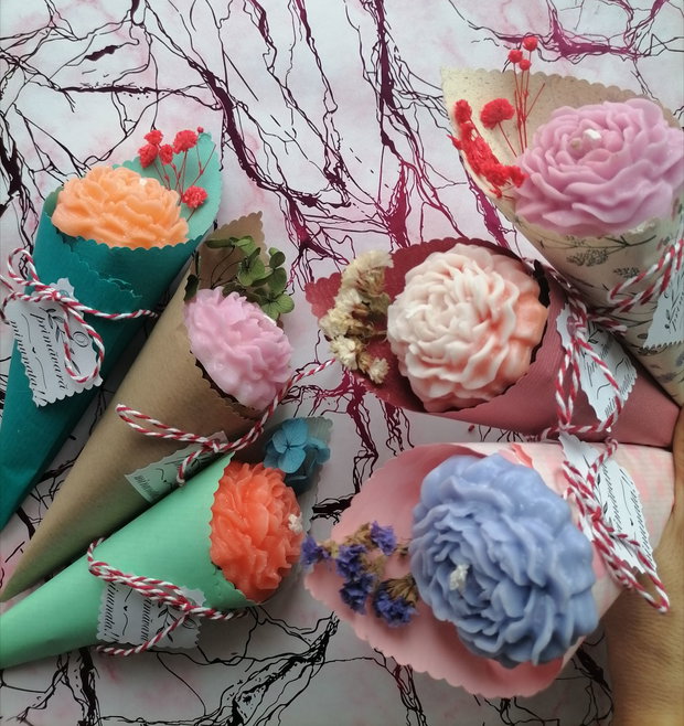 Mărțișoare handmade parfumate trandafiri delicați și unici!