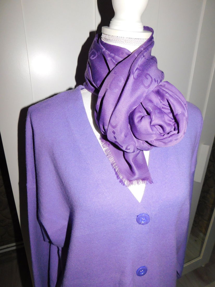 Cardigan nou dama, etichete atasate 48 - 50, esarfa noua cadou viscoza, casmir, lina