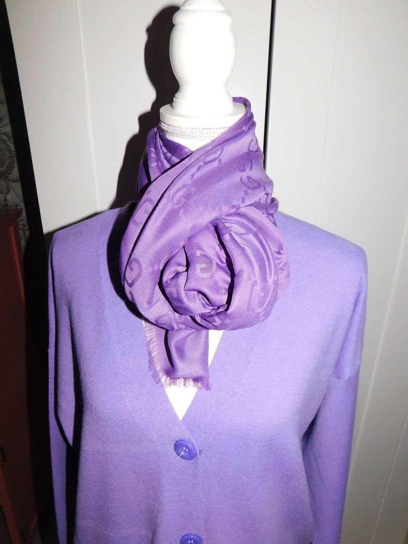 Cardigan nou dama, etichete atasate 48 - 50, esarfa noua cadou viscoza, casmir, lina