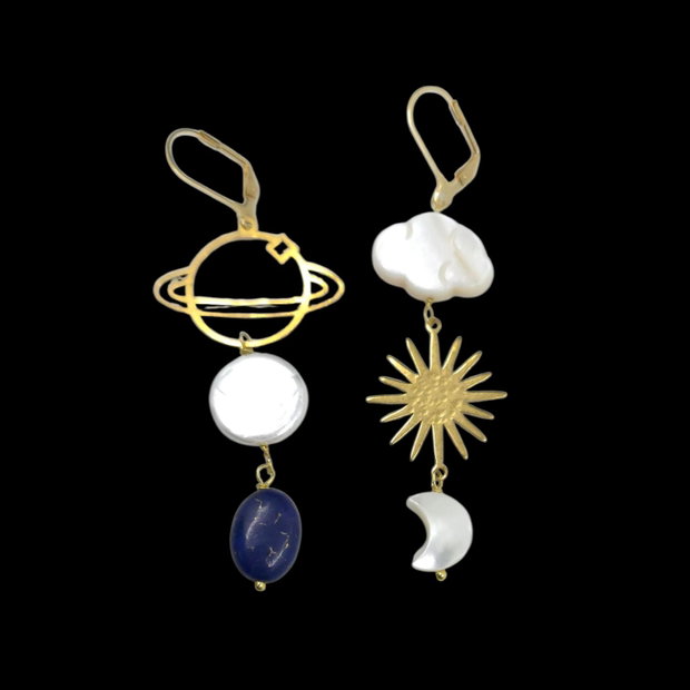 Cercei asimetrici din alama si perle, cercei lungi, cercei statement, cercei handmade
