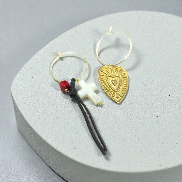 Cercei inimi din inox, alama, coral cercei statement, cercei handmade