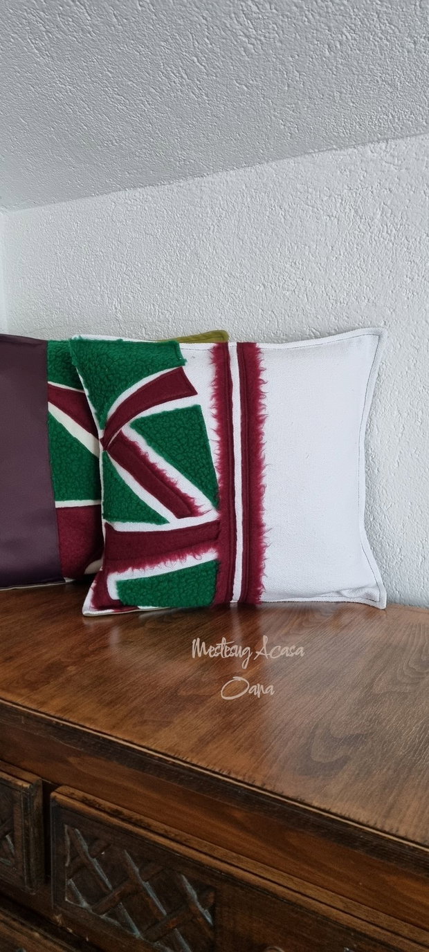 Set de 5 perne decorative - model abstract