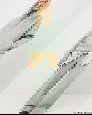 Medicine pantaloni de trening