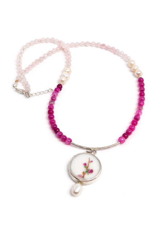 Colier "Fuchsia Sakura" din fragment de portelan Limoges, perla de cultura, agate, cuart si argint