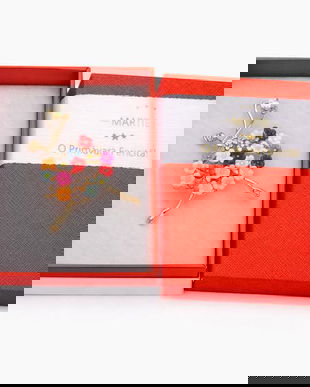 Broșă Elegantă Balerină cu Flori Multicolore &ndash; Mărțișor &ndash; Accesoriu Delicat de Primăvară