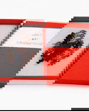 Broșă Elegantă Floare Maro cu Cristale &ndash; Mărțișor &ndash; Accesoriu Raffinat de Primăvară