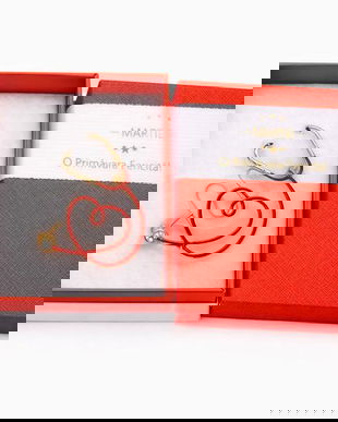 Broșă Tematică Stetoscop cu Inimă  &ndash; Accesoriu de Primăvară