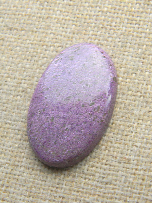 Caboson atlantisit (stichtit) (C17)