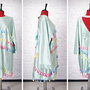 Rochie mint cu aplicații multicolore și fundă decorativă