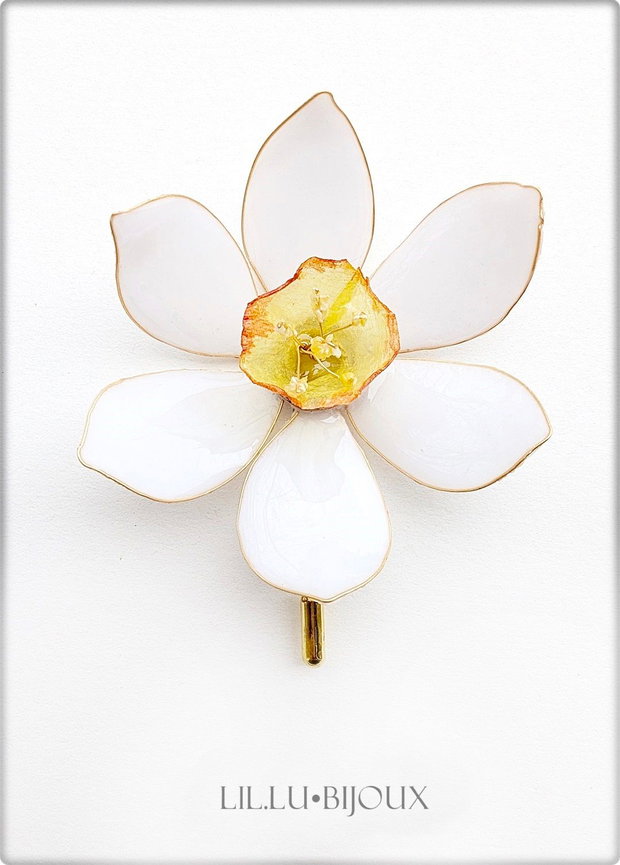 BROȘĂ NARCISĂ