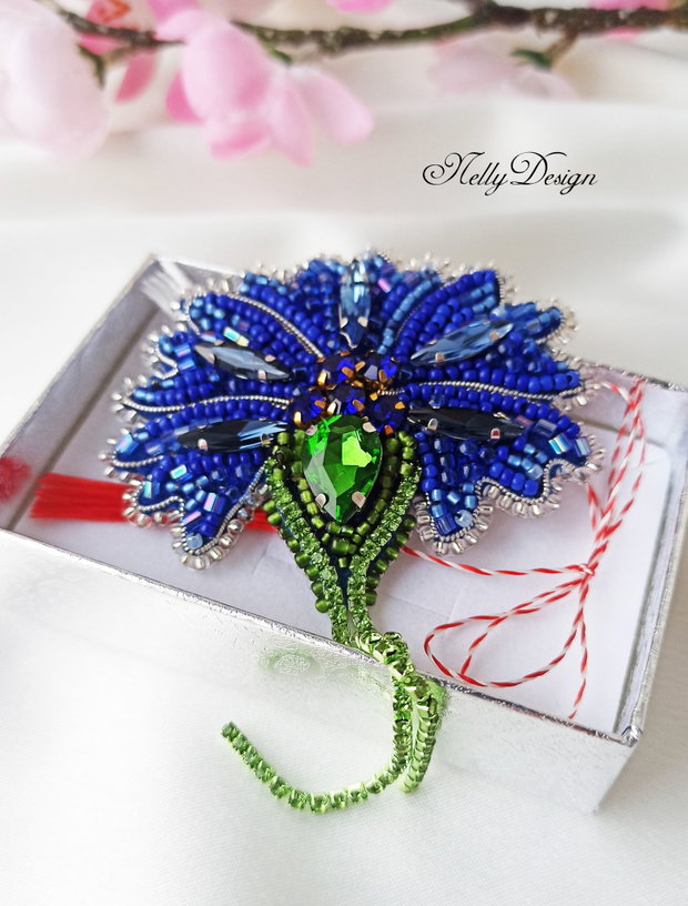 "Albastrea" - Brosa broderie manuala