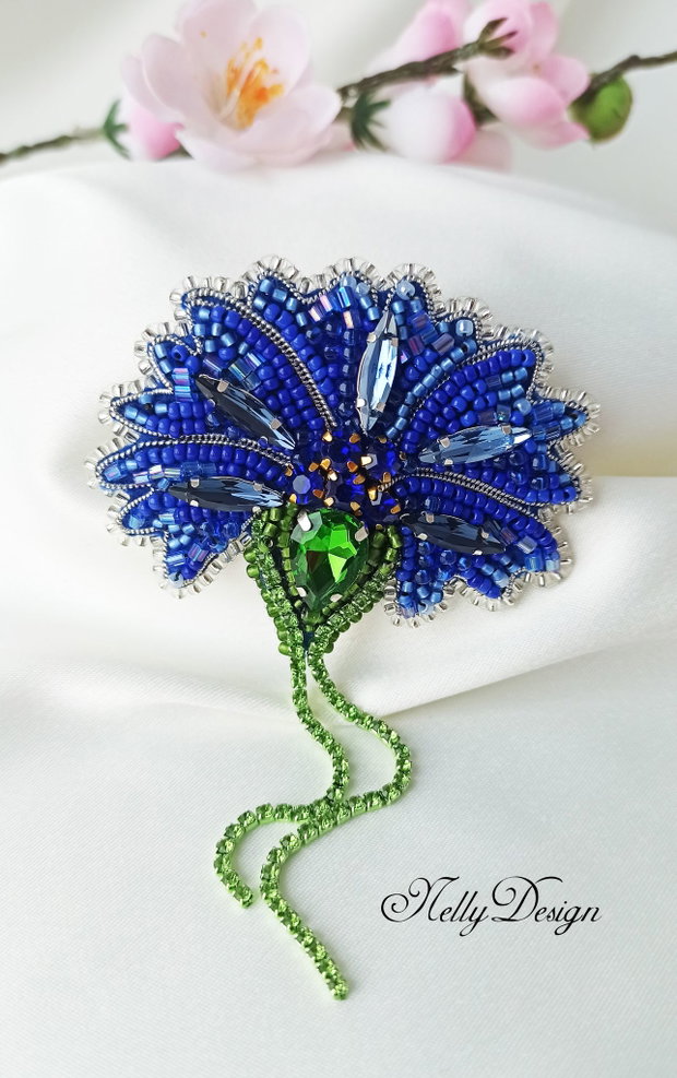 "Albastrea" - Brosa broderie manuala