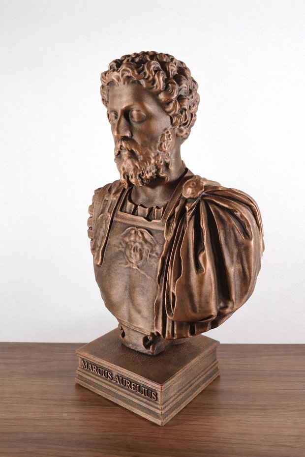 Statuetă Bust Marcus Aurelius - Replică Muzeu, Finisaj Manual tip Bronz Antic, Structură Solidă (Weighted), Înălțime 28 cm, Decorațiune Premium Birou