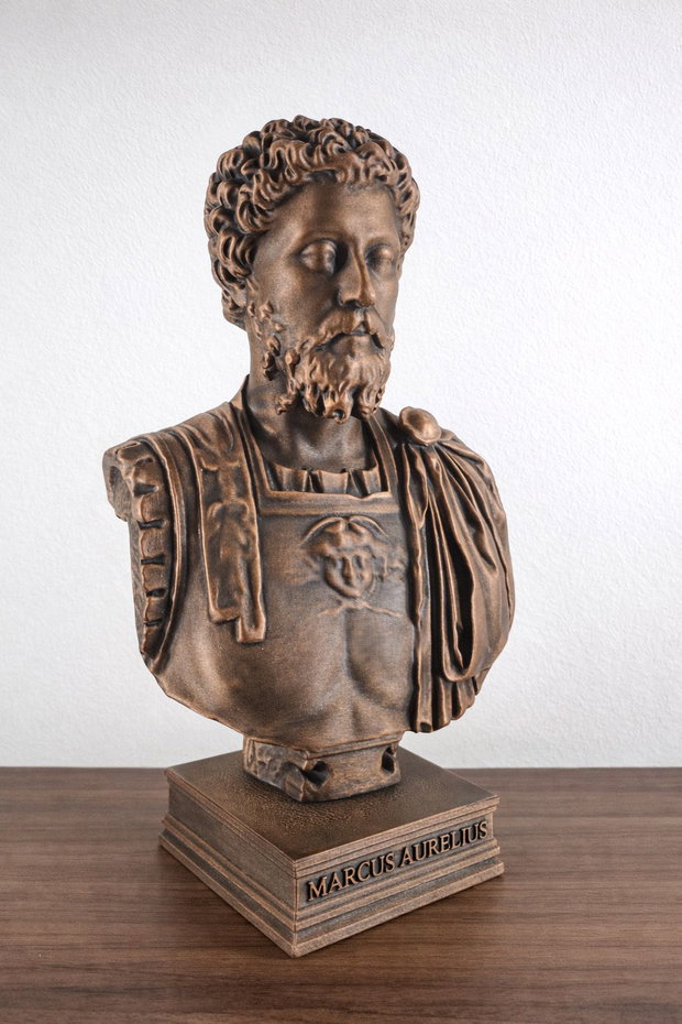 Statuetă Bust Marcus Aurelius - Replică Muzeu, Finisaj Manual tip Bronz Antic, Structură Solidă (Weighted), Înălțime 28 cm, Decorațiune Premium Birou