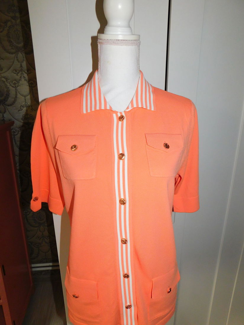 Cardigan nou/ bluza noua/ mineci scurte, masura  42,  Germania,  designer,  deosebit