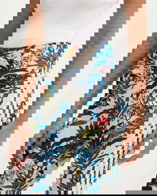 adidas pantaloni scurți x Farm Rio