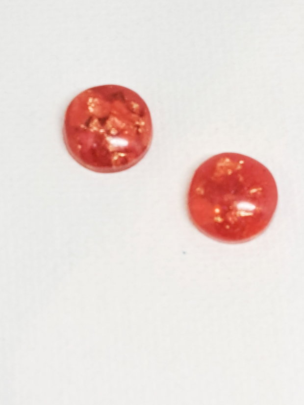 Cercei stud de culoare corai
