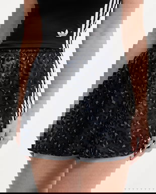 adidas Originals pantaloni scurți Stn Shorts