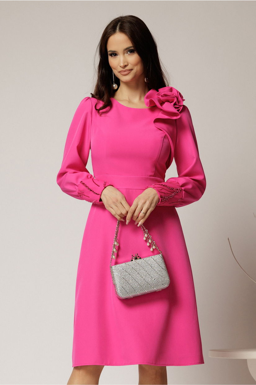 Rochia DY Fashion fucsia cu mansete din paiete si funda ampla pe umar