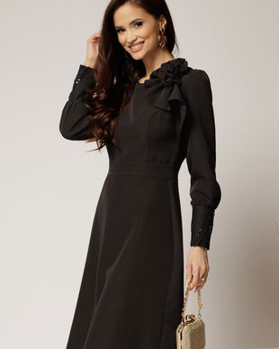 Rochia DY Fashion neagra cu mansete din paiete si funda ampla pe umar