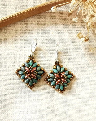 Cercei boho dangle din margele SuperDuo si Miyuki, cu tortite din argint 925